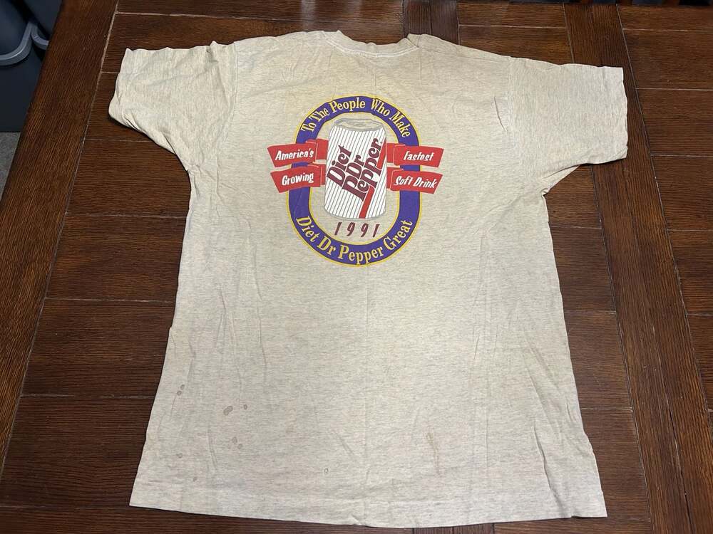 Vintage 1991 Diet Dr. Pepper T-Shirt Thrashed Distressed Single Stitch USA
